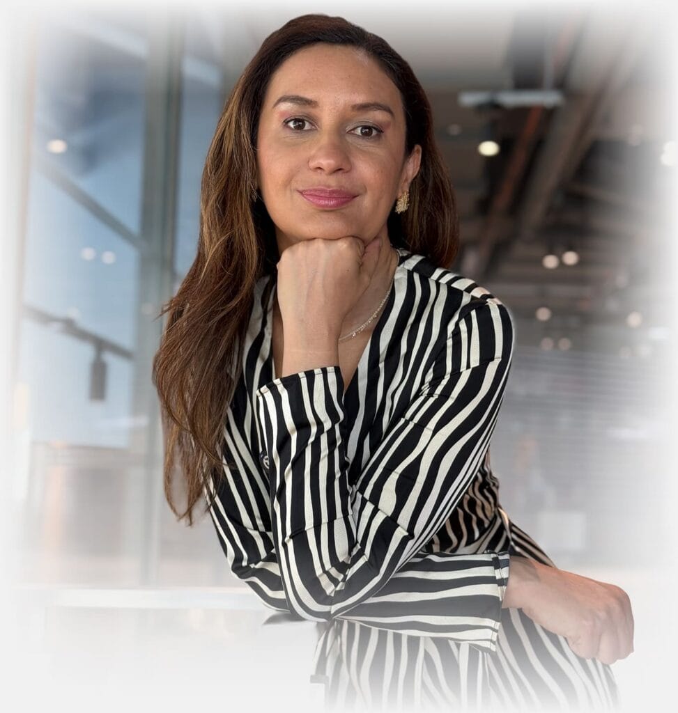 Rafaella Tillier - Background - 002